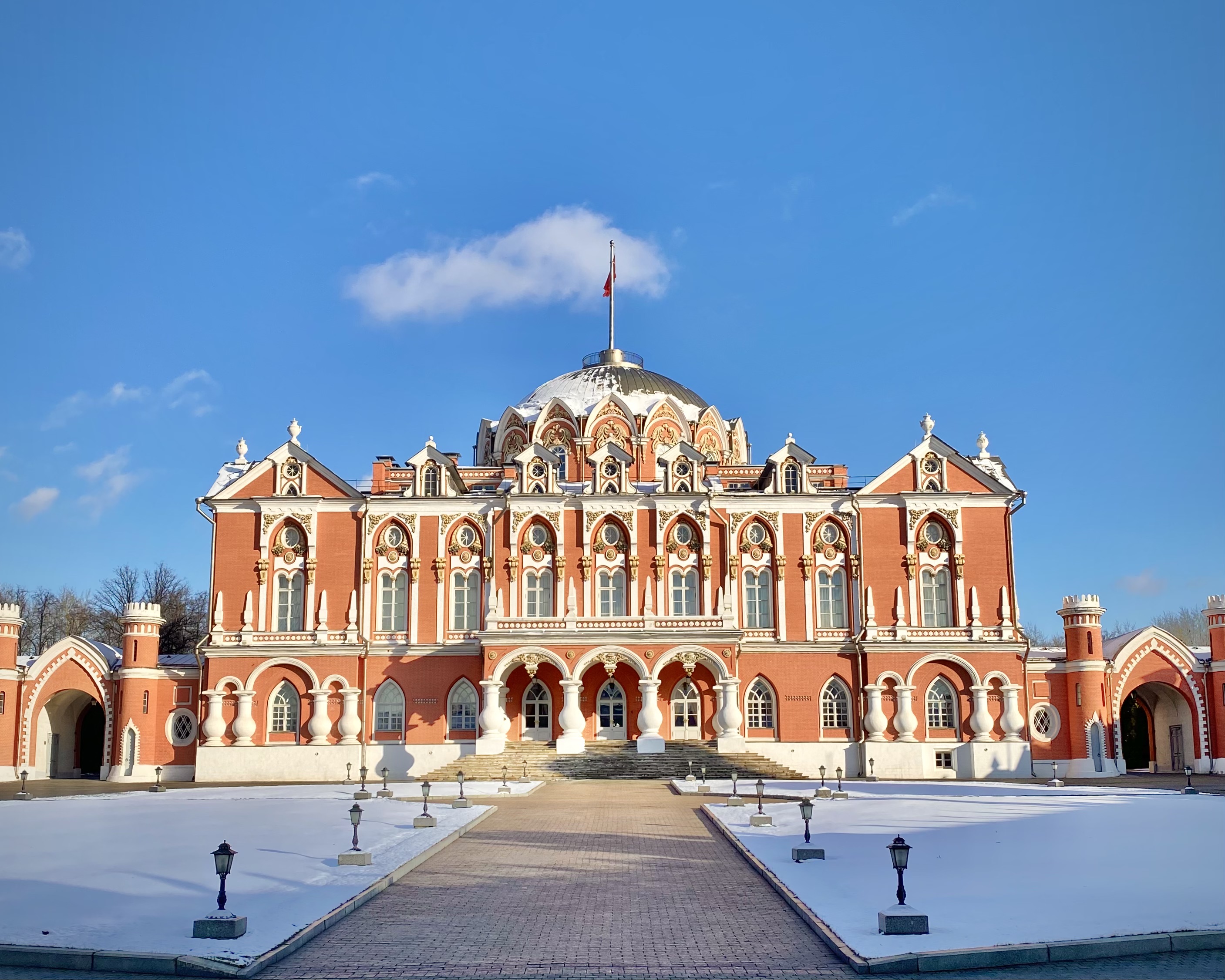 Дворец путевой дворец в москве
