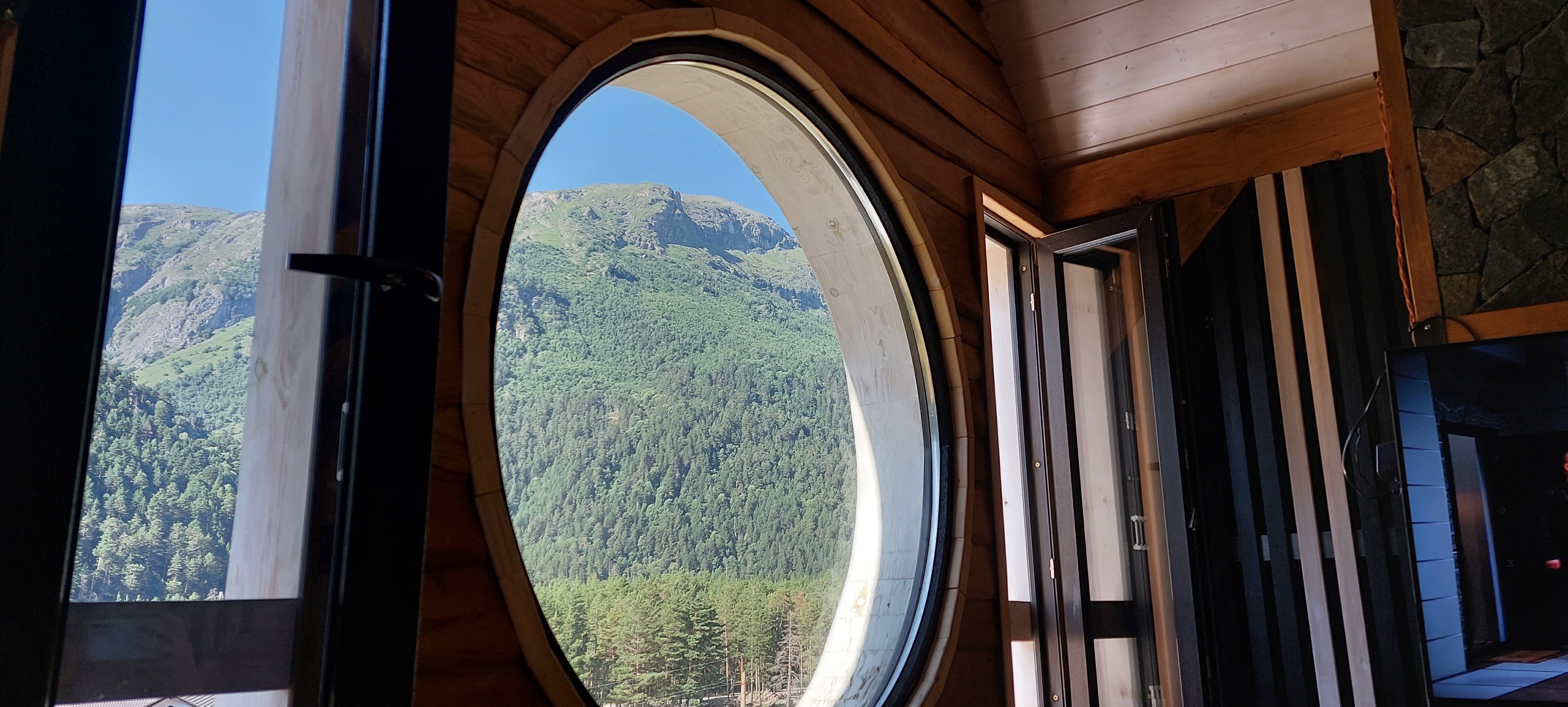 Фото Блэк Поинт