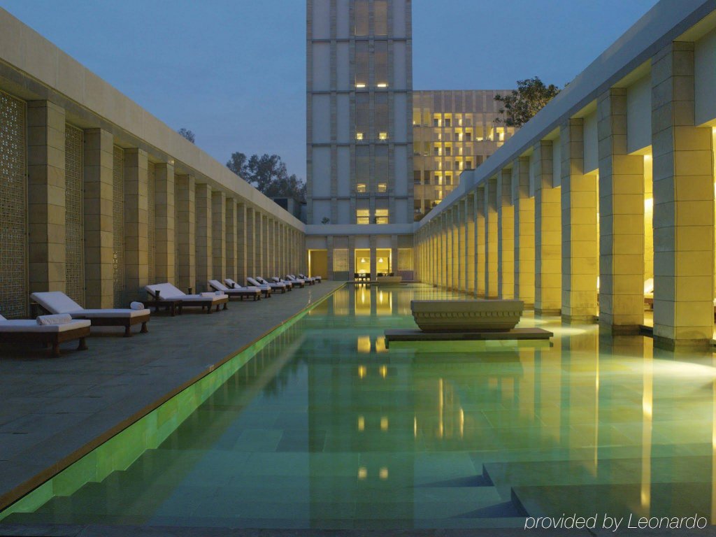 Фото The Lodhi Hotel