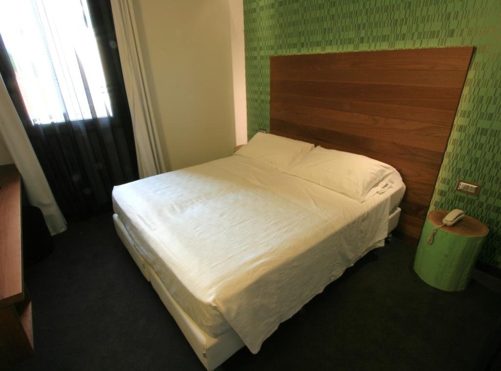 Фото Q Hotel