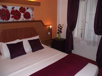 Фото Le Nouvel Hôtel du Théâtre