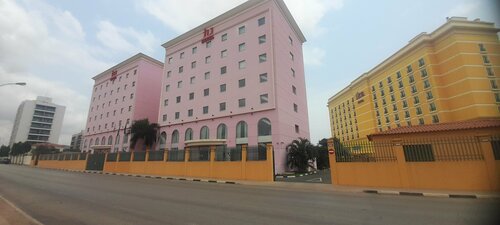 Гостиница Ibis Styles Iu Luanda Talatona в Луанде