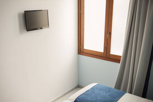 Фото Hotel Adhoc Carmen