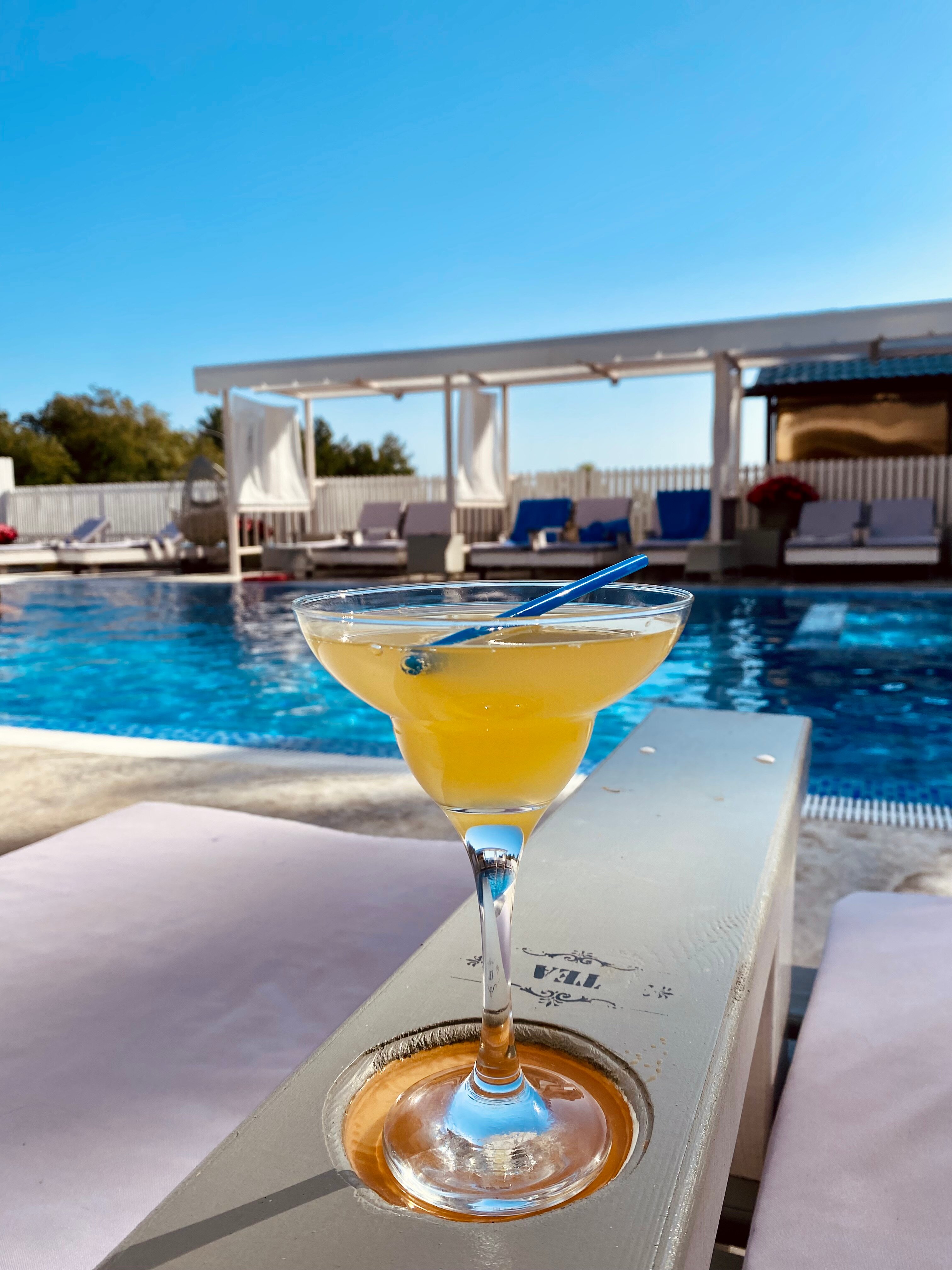 Фото Кромвель Вайт