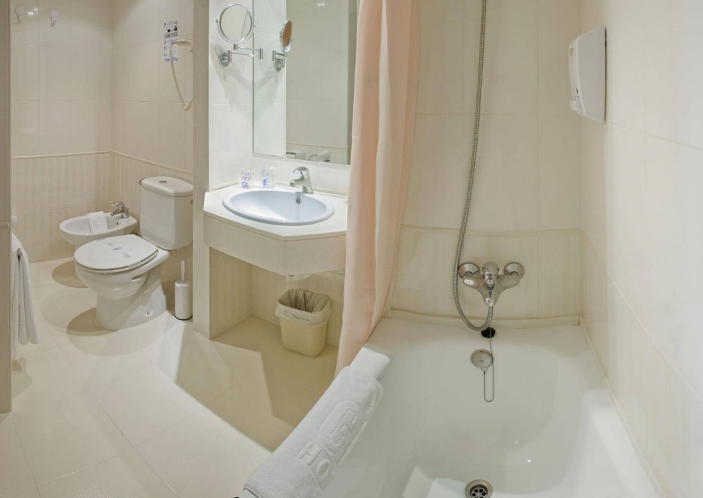 Фото Hotel Ght Oasis Tossa & SPA