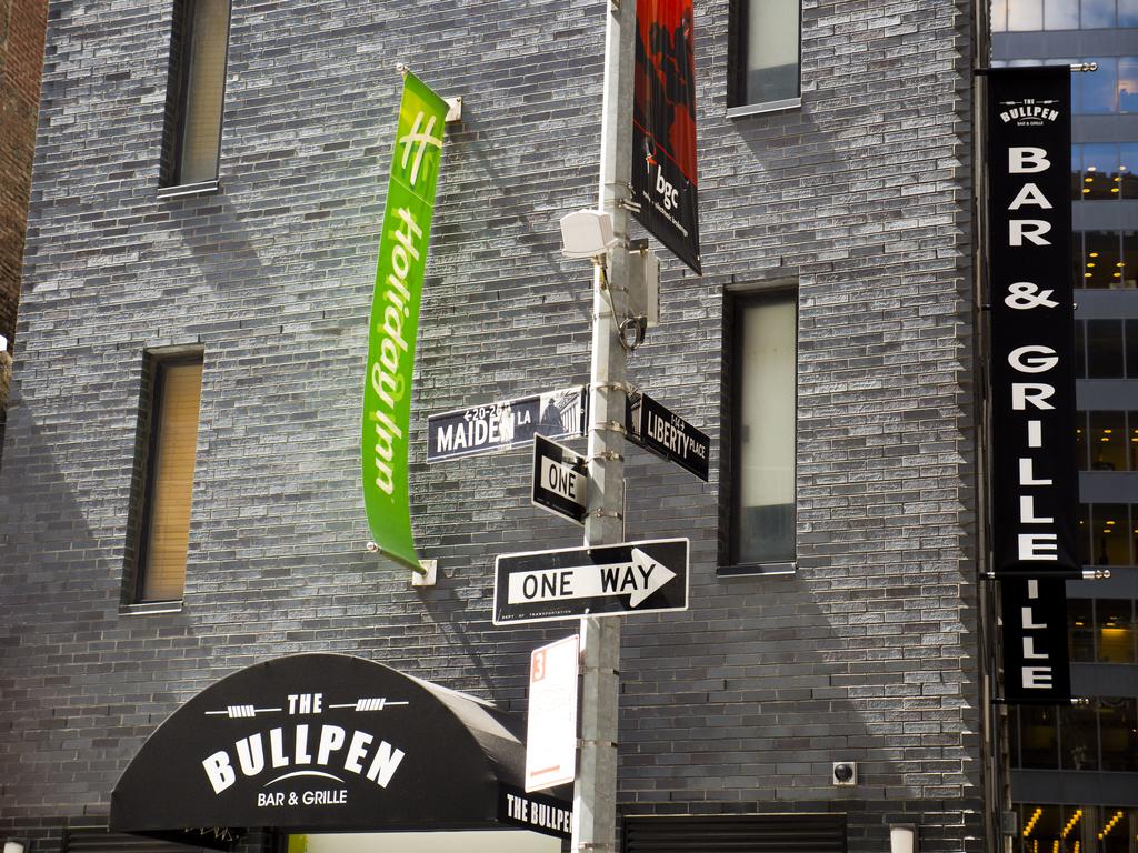 Фото Holiday Inn New York City - Wall Street, an Ihg Hotel