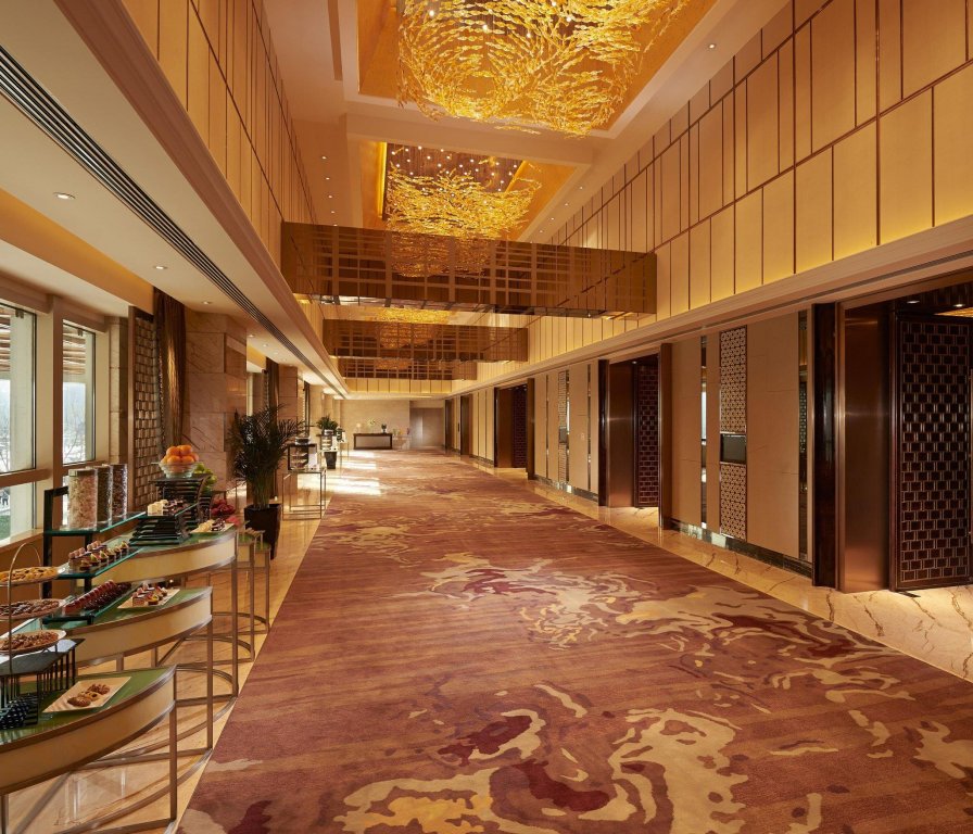 Фото Hilton Zhengzhou