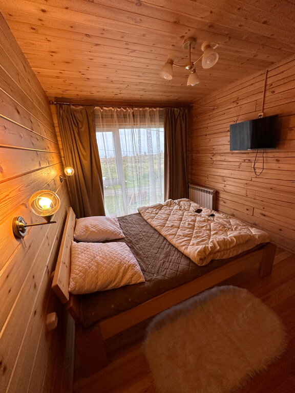 Фото Домик у озера