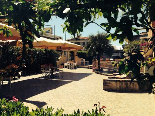 Фото Hotel Casa Yvorio