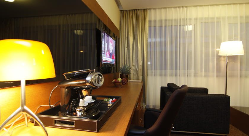 Фото Hotel Mikado - Nitra