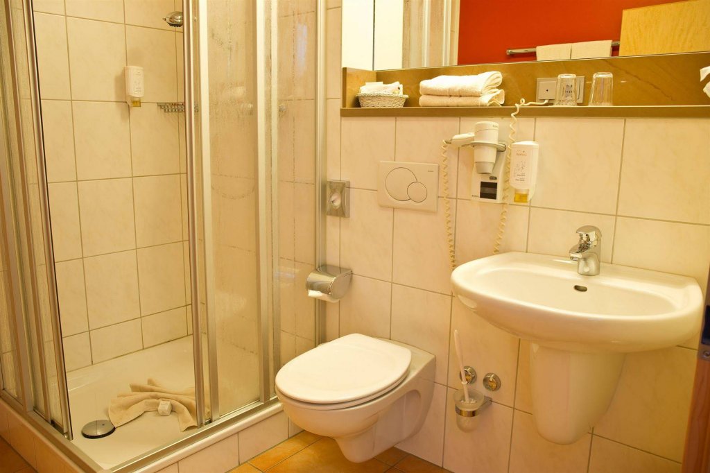 Фото Altstadthotel Arte