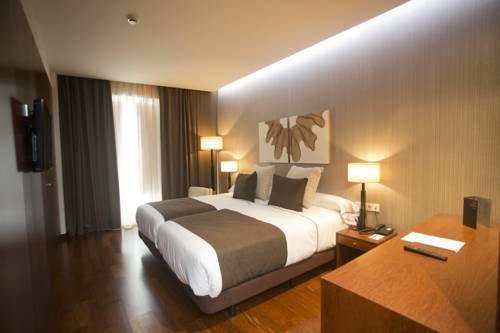 Фото Carris Cardenal Quevedo Hotel