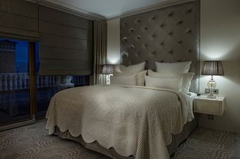 Фото Villa Plaza Boutique Hotel & SPA