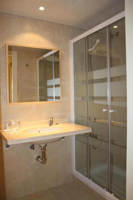 Фото Málaga Hotel Eliseos