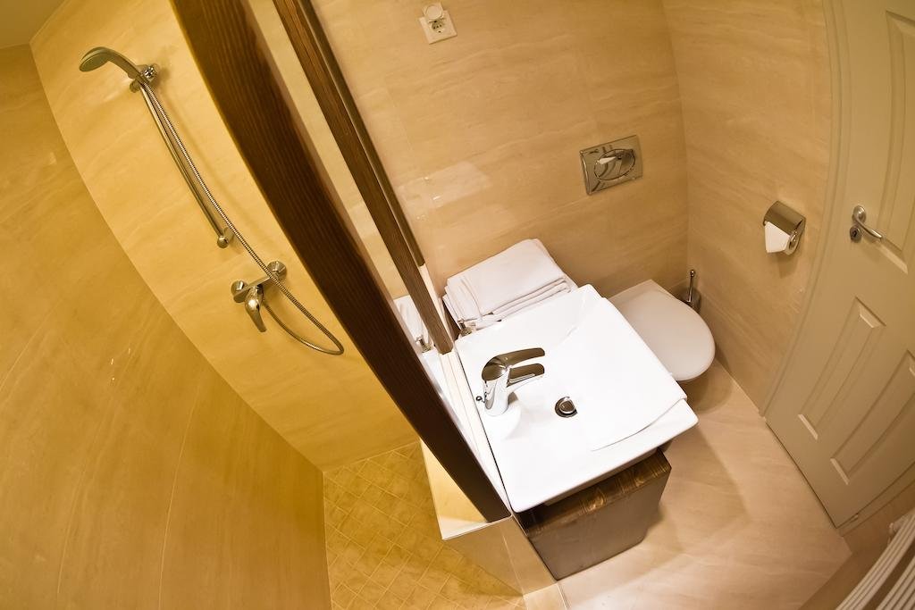 Фото Oliva Hotel & Restaurant