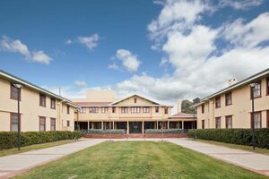Гостиница Kurrajong Canberra