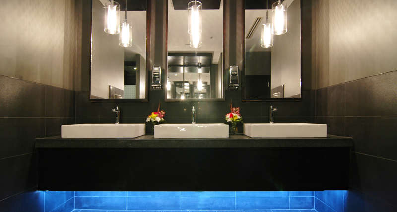 Фото Delta Edmonton Centre Suite Hotel