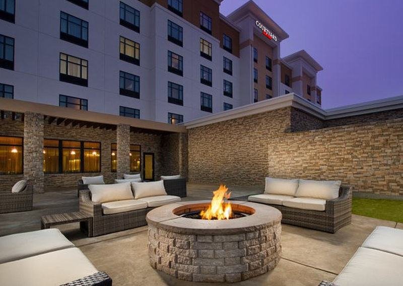 Фото TownePlace Suites by Marriott Dallas Dfw Airport N/Grapevine