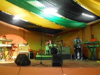 Фото Donway, A Jamaican Style Village