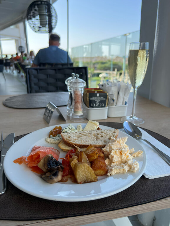 Фото Nissiblu Beach Resort