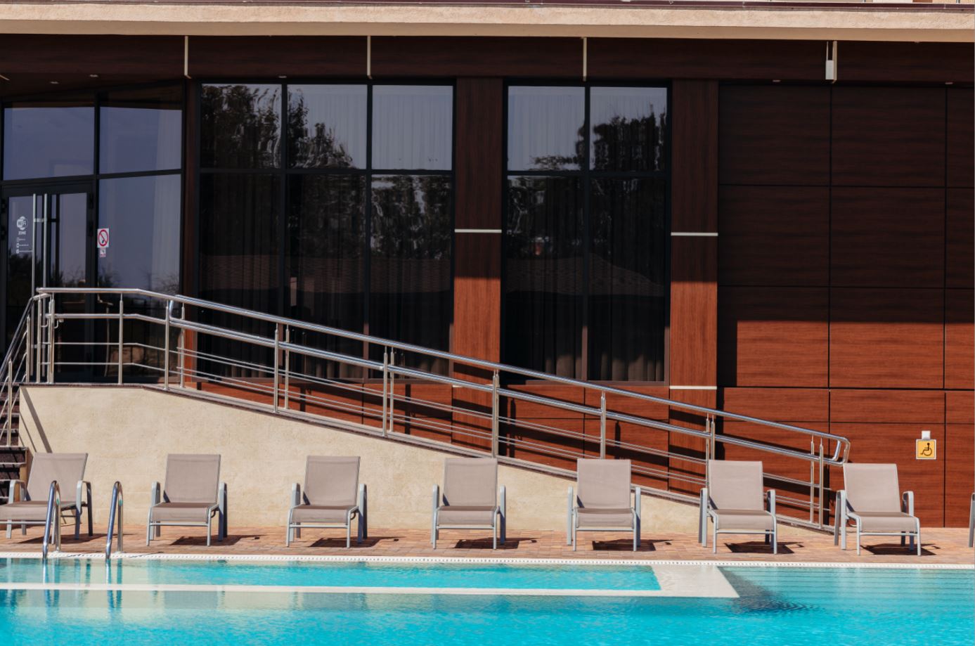 Фото Family Pride Inn