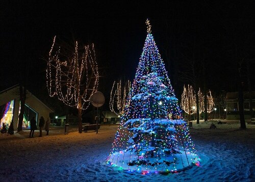 Внешний вид отеля Загородный клуб Фестивальный в Раковском сельском Совете, фото 3