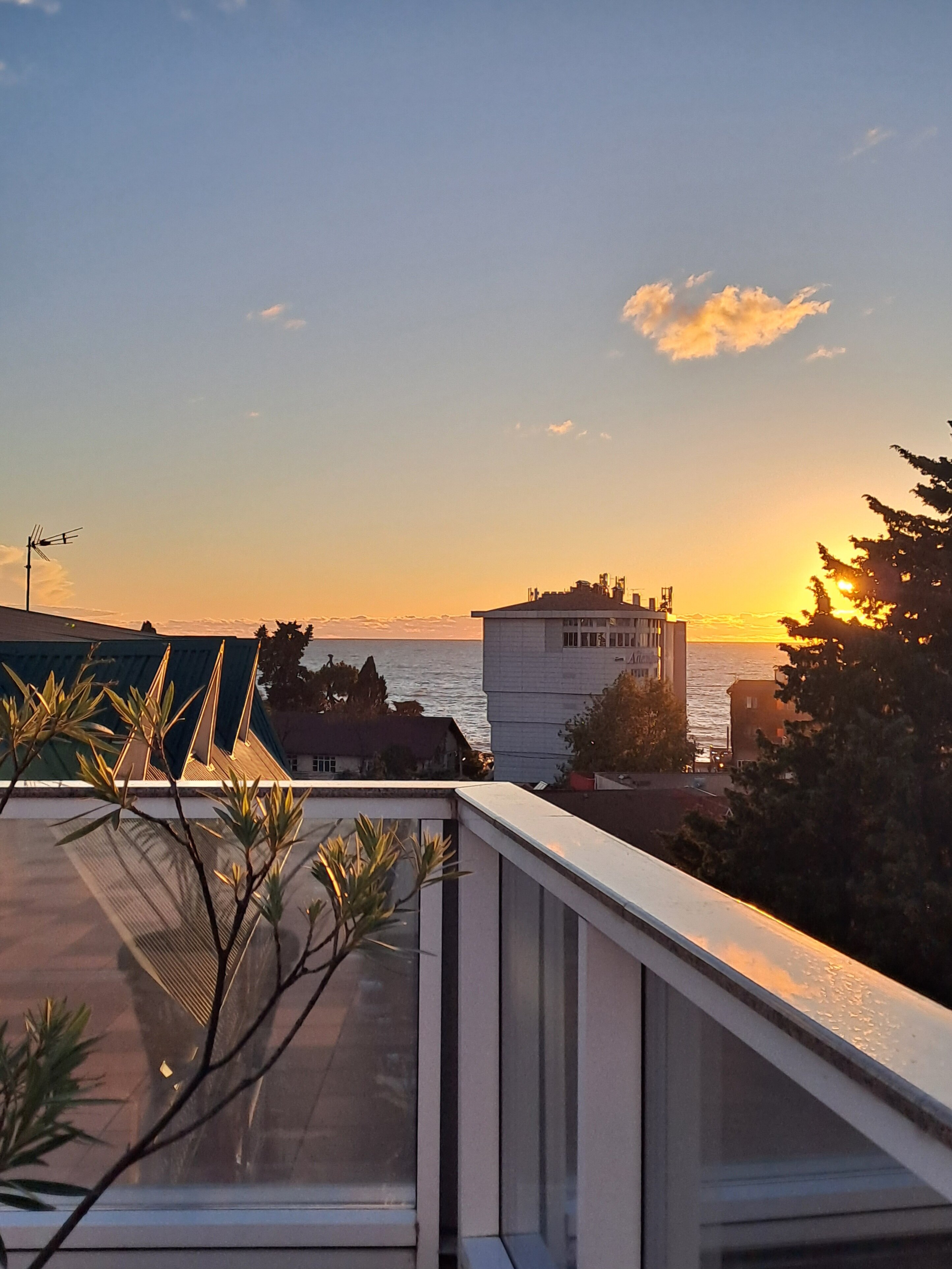 Фото Атлант Люкс