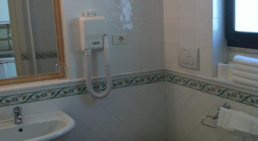 Фото Hotel Cala di Mola