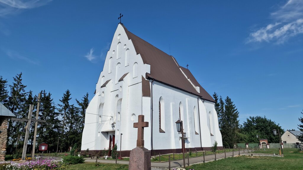 Catholic church The Holy Trinity Roman Catholic church, Brest District, photo