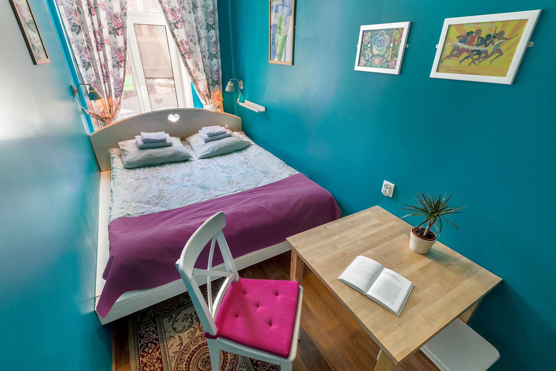 Фото Друзья на Восстания