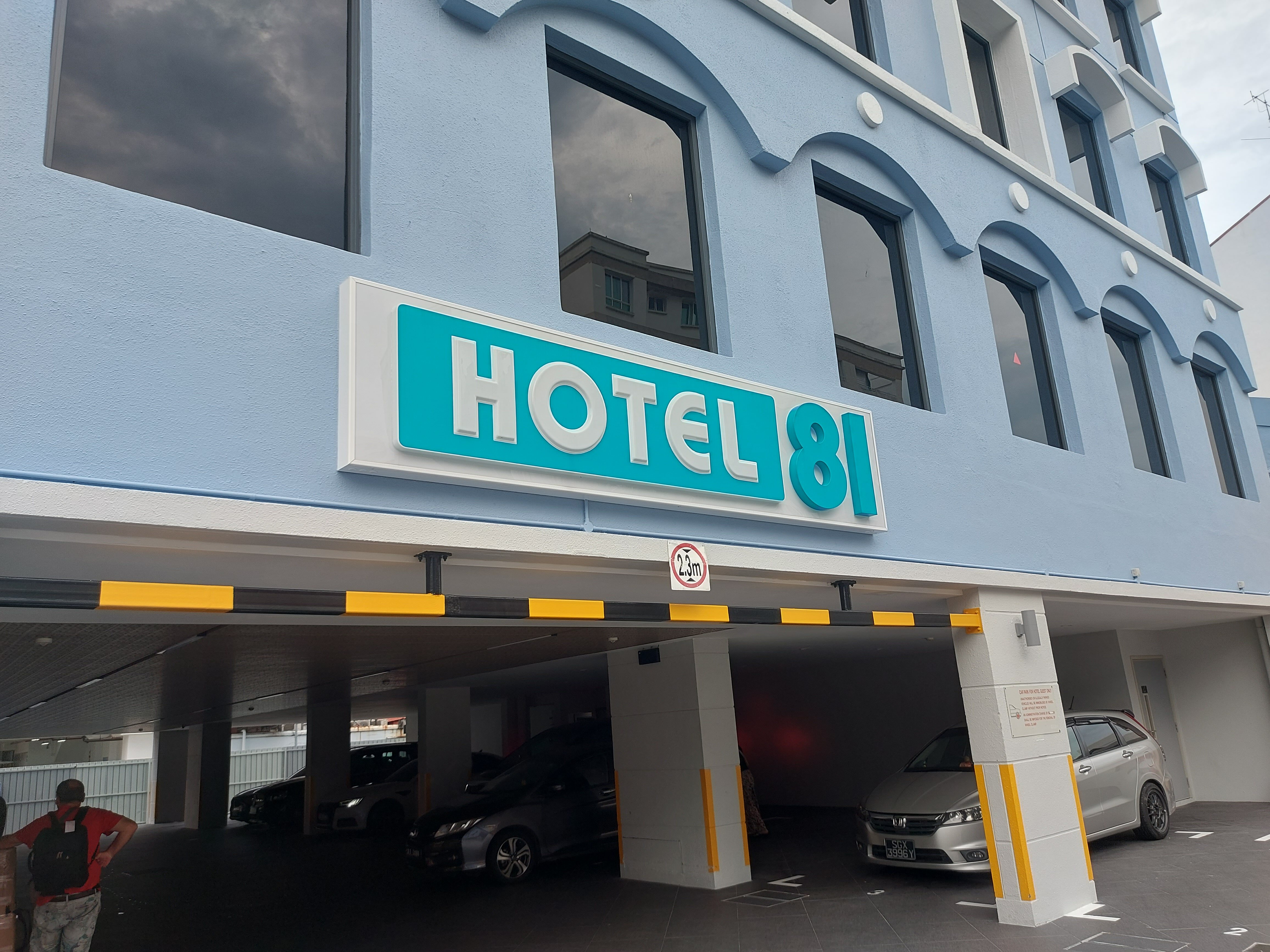 Фото отеля 2