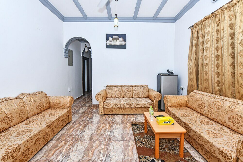 Фото Oyo 139 Al Ghadeer Hotel Apartments
