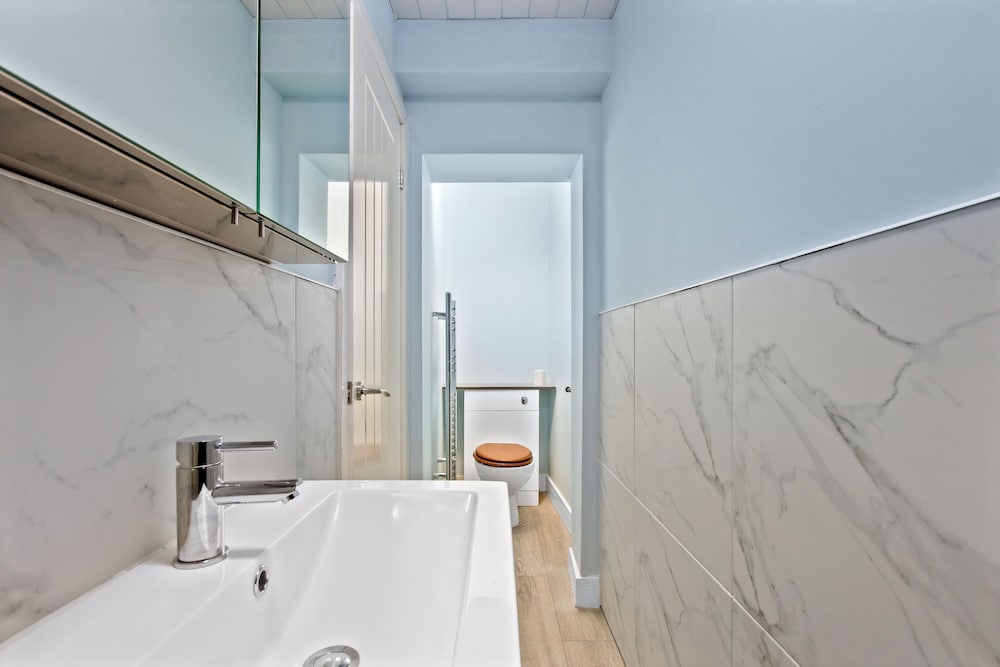 Фото 3 Bedrooms with Fast Wi-Fi