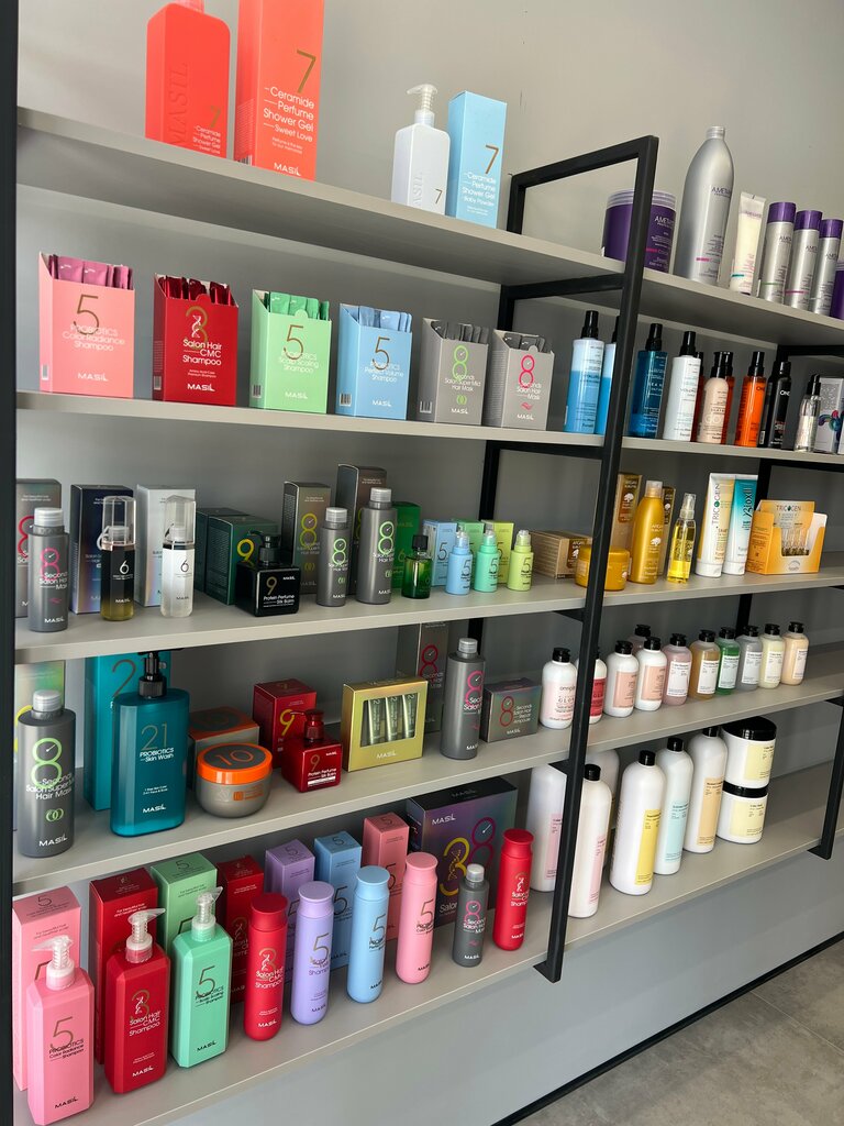 Perfume and cosmetics shop Mnogó, Anapa, photo