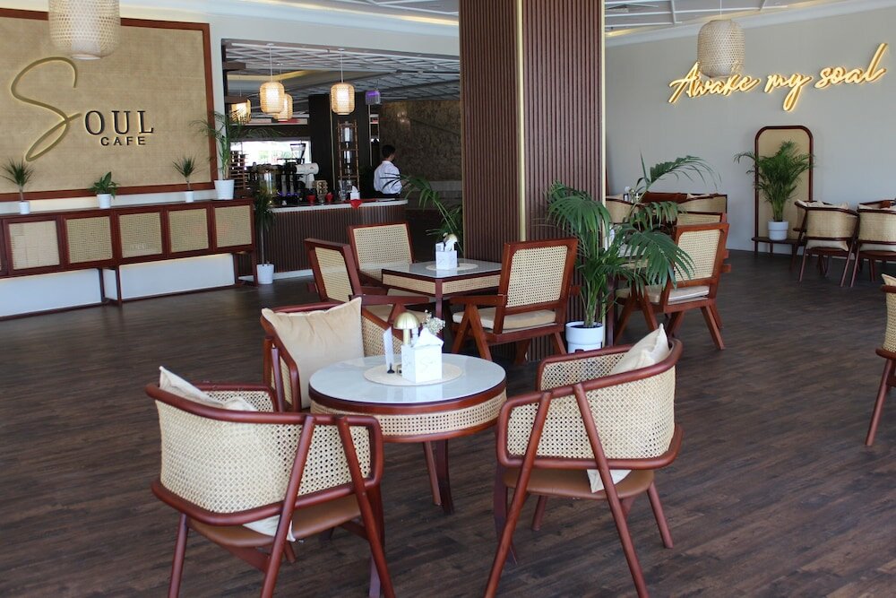 Фото Al Salam Grand Hotel & Resort