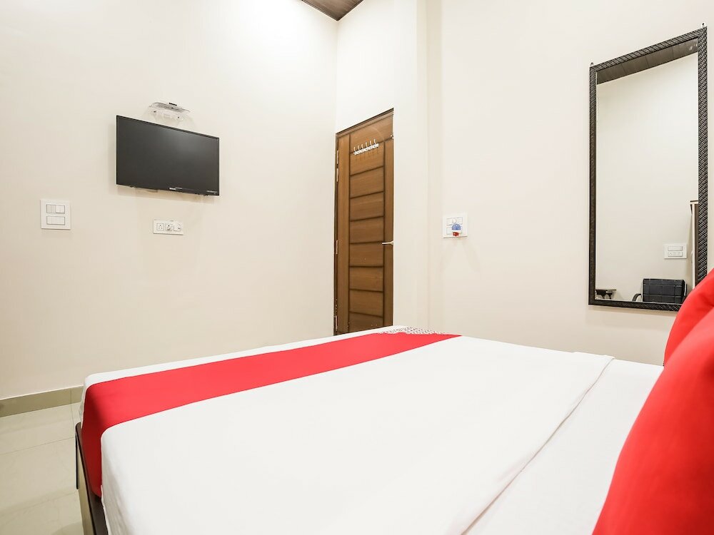Фото Oyo 47577 Hotel Goldenland