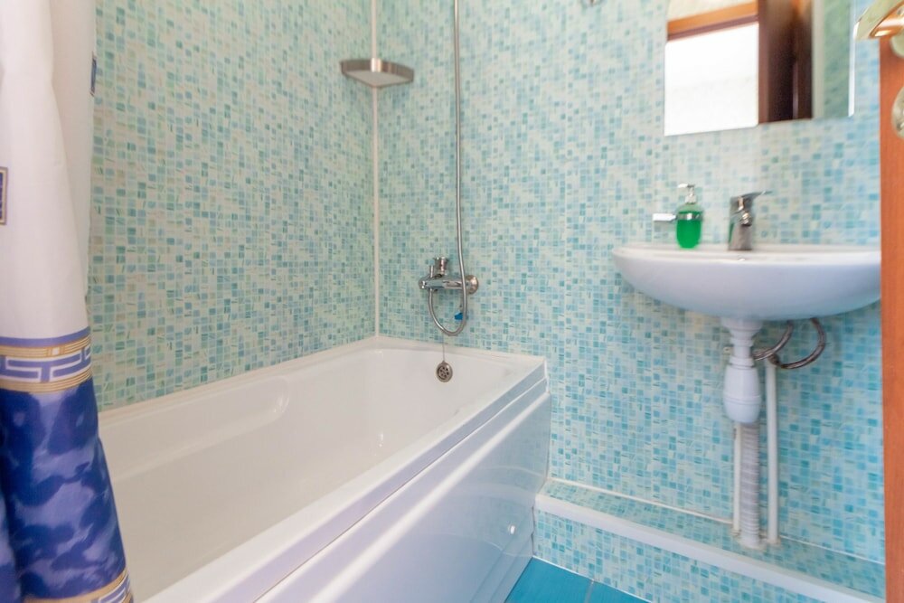 Фото Ахоум отель на Окружной