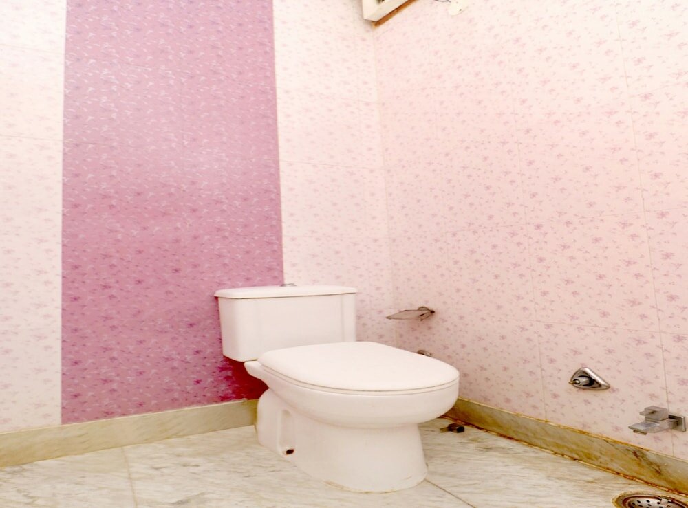 Фото Oyo 37663 Hotel Royal Palace