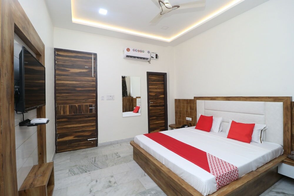 Фото Oyo 39638 Hotel Indigo