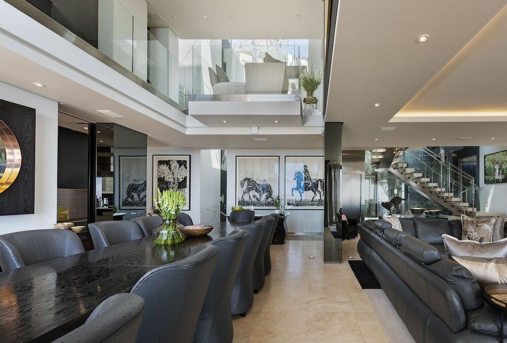 Фото Moondance Villa & Suites