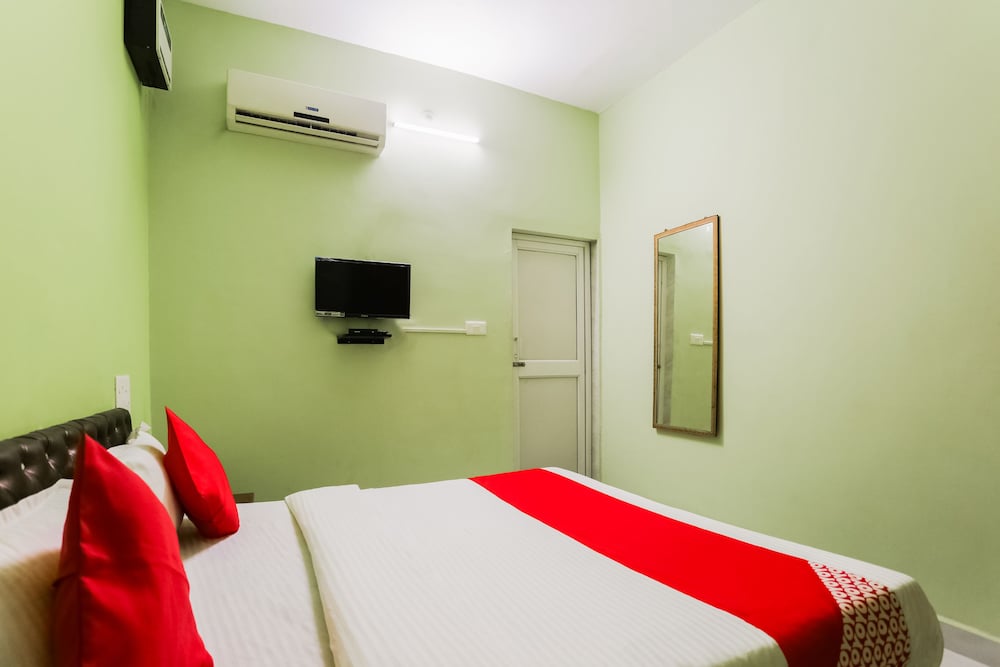 Фото Oyo 46710 La Grace Inn