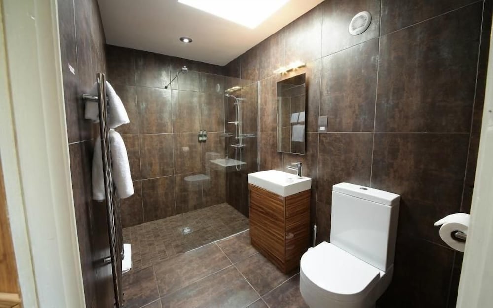 Фото The Tack Room