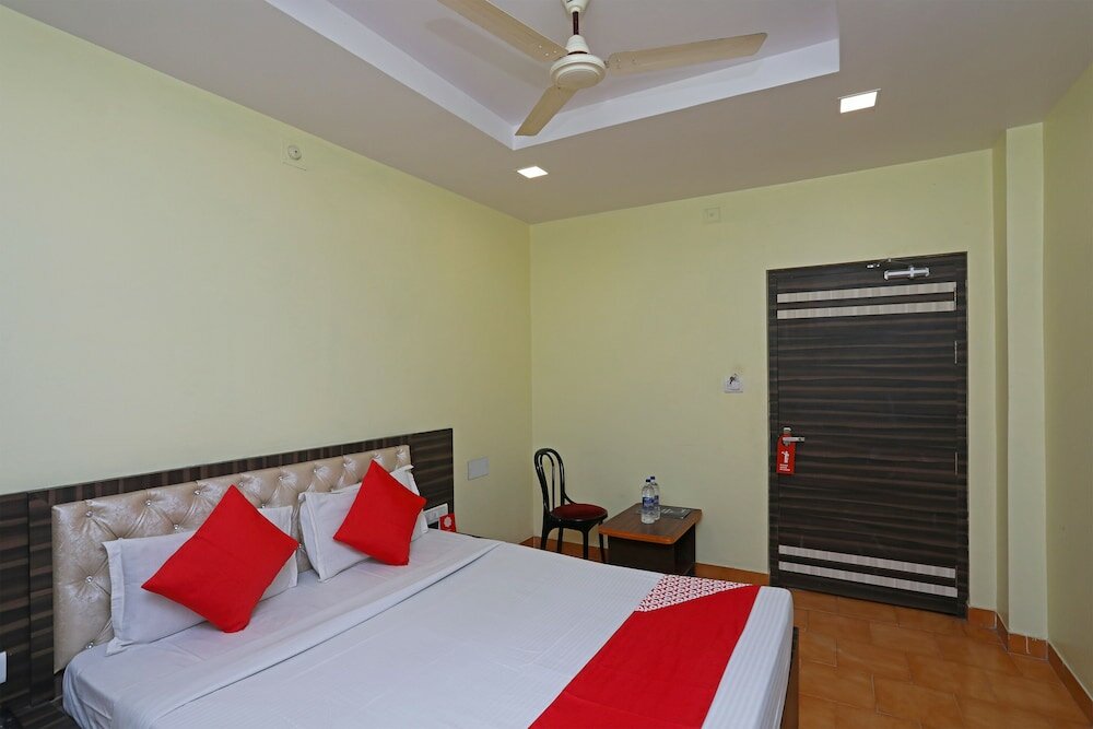 Фото Oyo 29689 Hotel Pramod