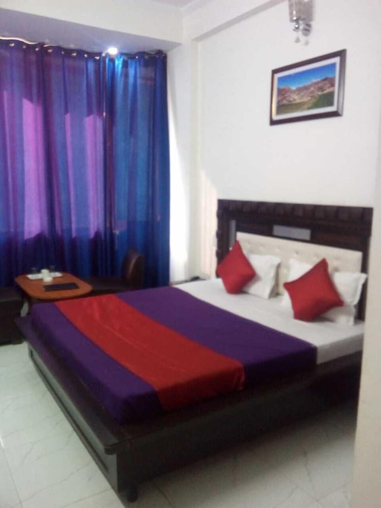 Фото Hotel Kc Regency