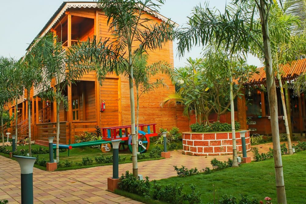 Фото Grand Vatika Resort