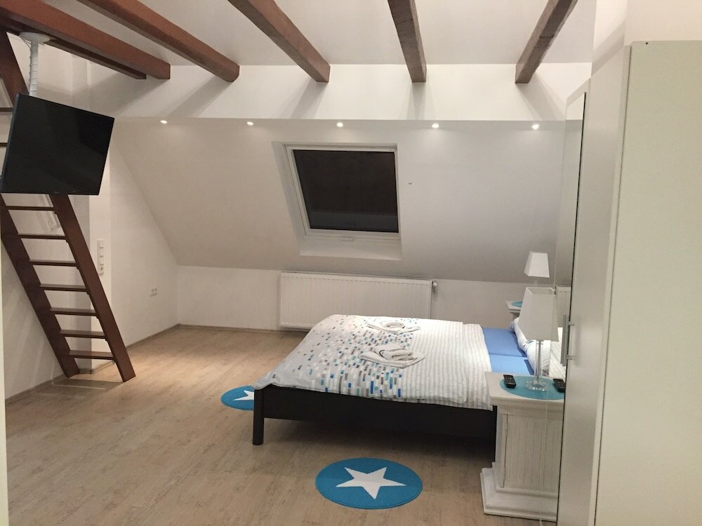 Фото Lorenz Apartment 2