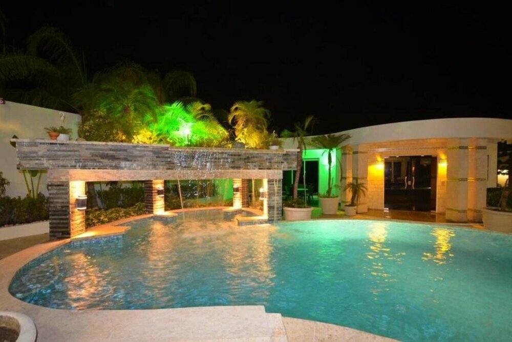 Фото Luxury Villa in Sosua Center - 7 Beds/7 Baths