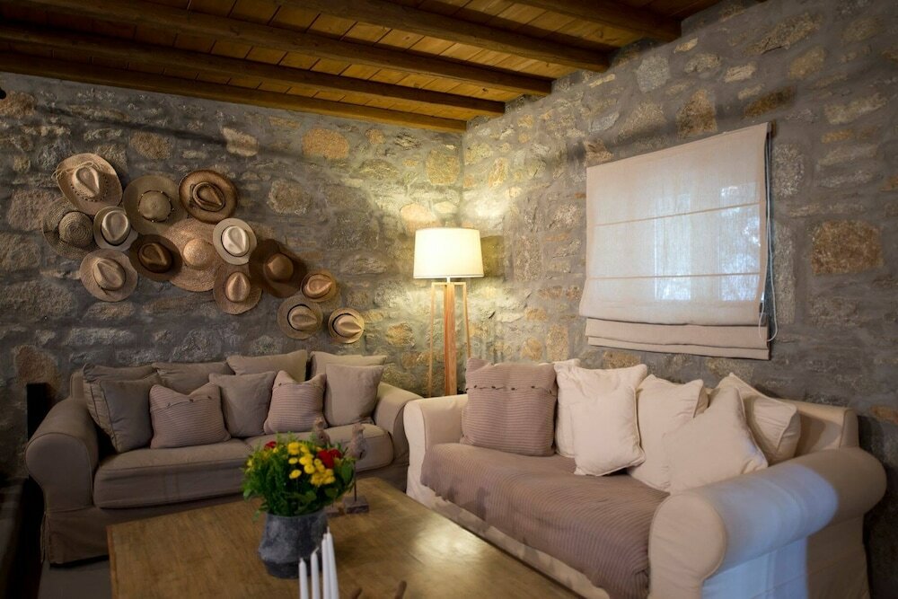 Фото Mykonian Studios