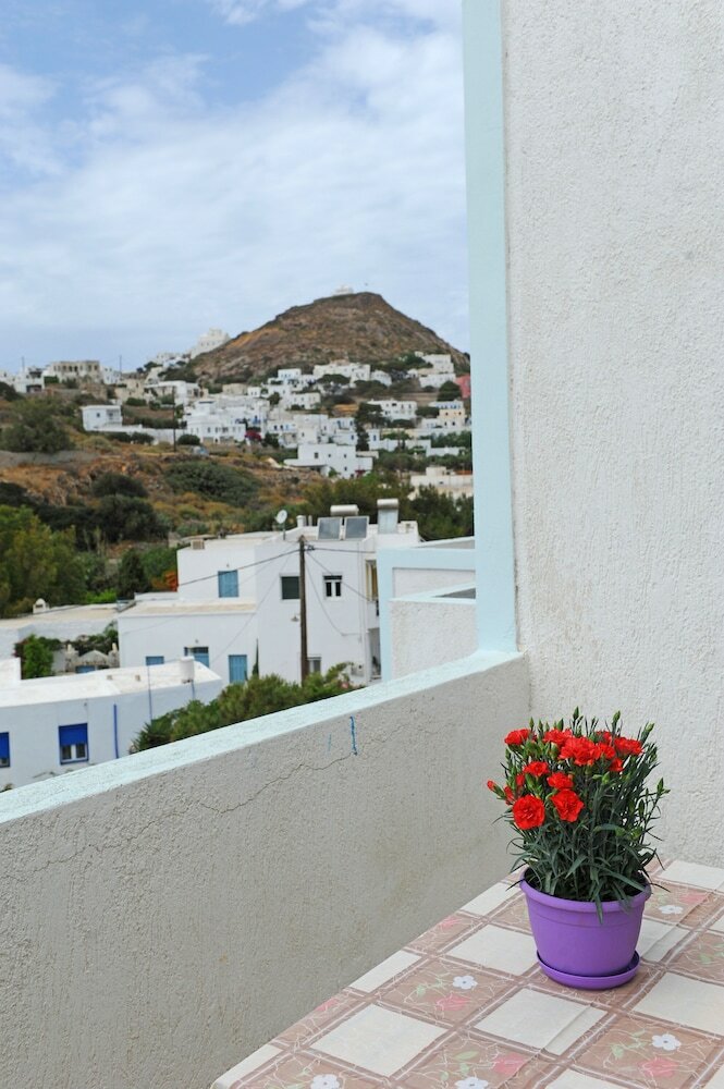 Фото Morfeas Hotel