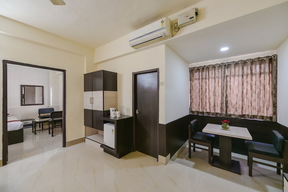 Фото Hotel Roopa